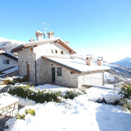 Villa Residenza Borgo Antico Paratico Exterior foto